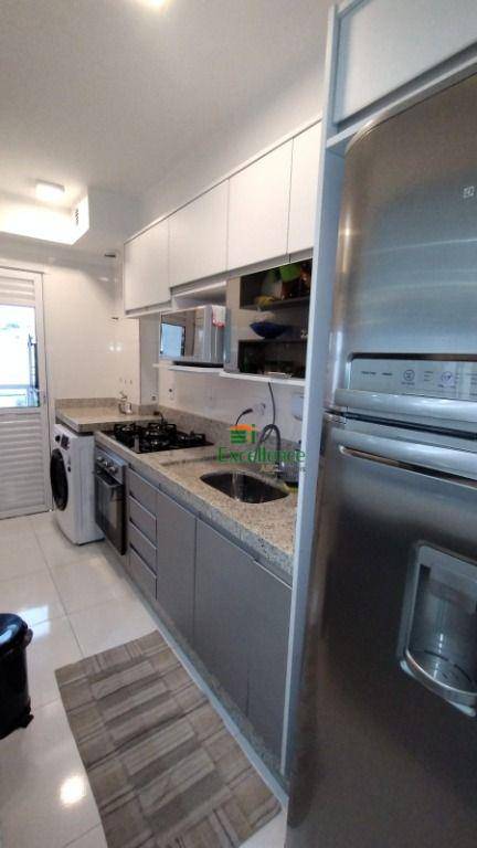 Apartamento à venda com 2 quartos, 57m² - Foto 2