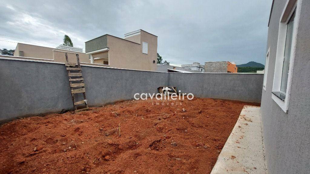 Casa de Condomínio à venda com 3 quartos, 240m² - Foto 14