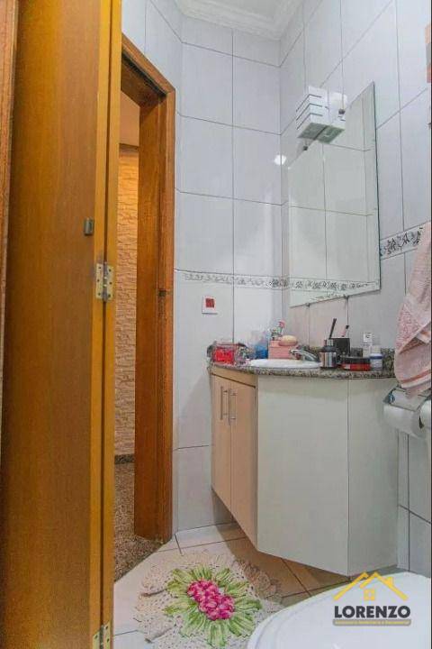 Sobrado à venda com 3 quartos, 220m² - Foto 42