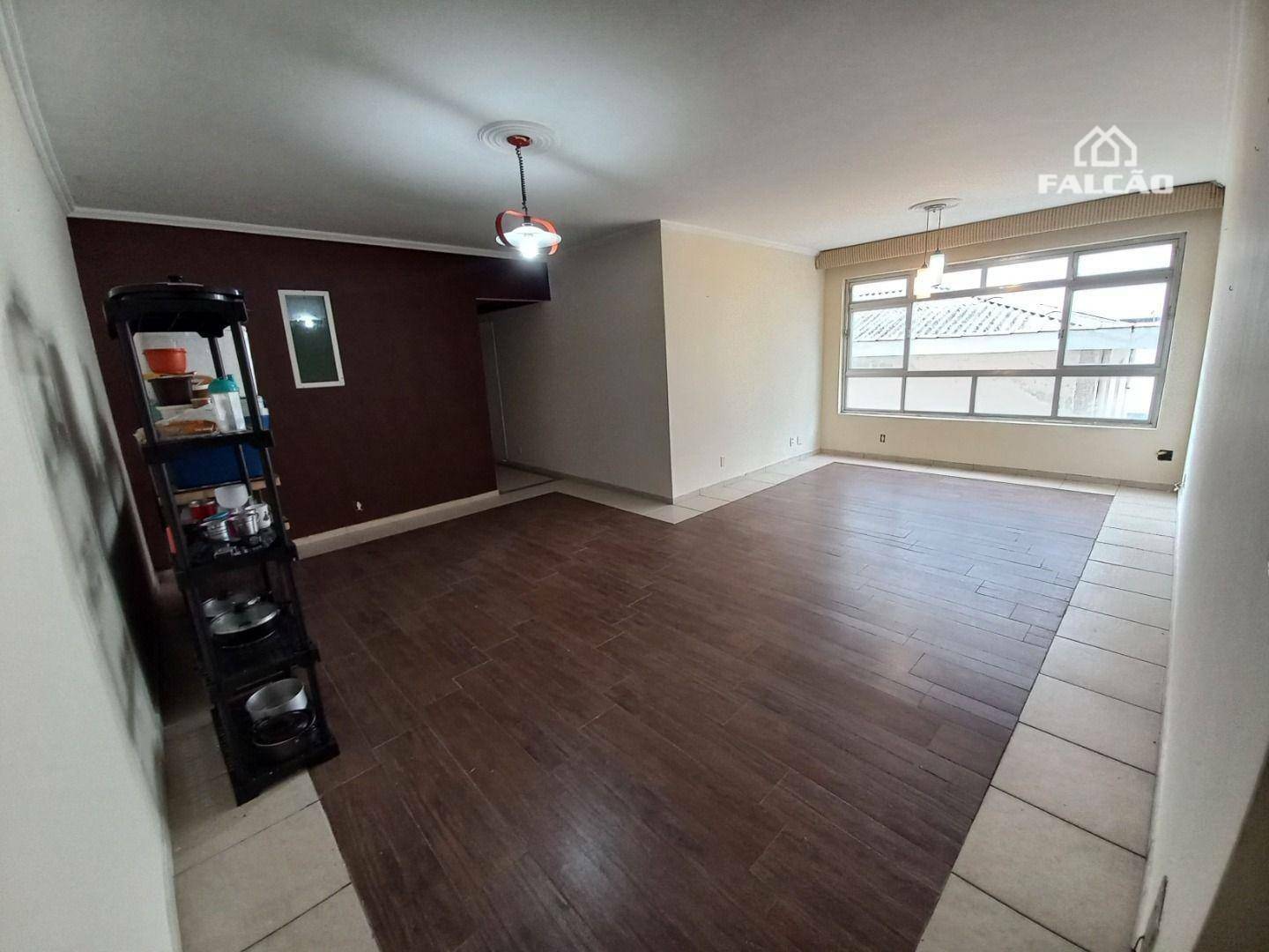 Apartamento à venda com 3 quartos, 139m² - Foto 1