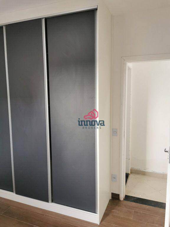 Apartamento à venda com 2 quartos, 56m² - Foto 11