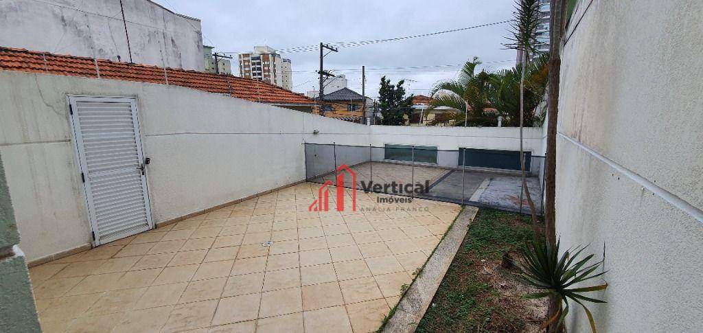 Sobrado à venda e aluguel com 3 quartos, 150m² - Foto 34