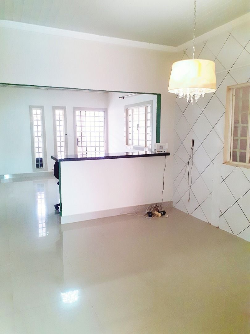 Casa à venda com 2 quartos, 300m² - Foto 5