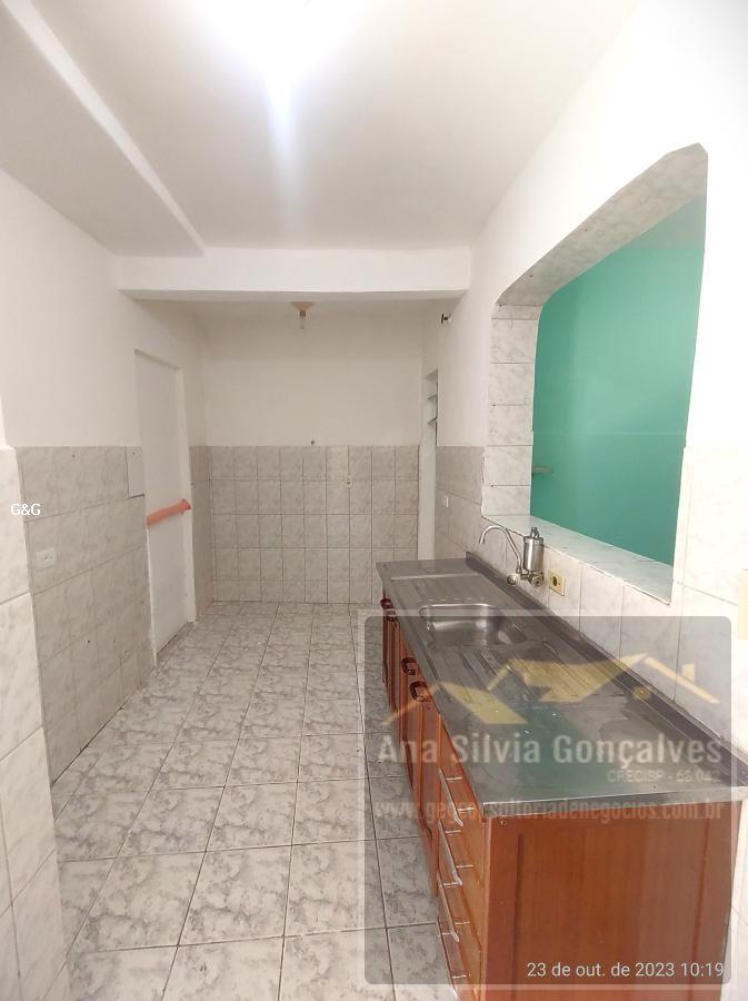 Casa para alugar com 1 quarto, 60m² - Foto 2