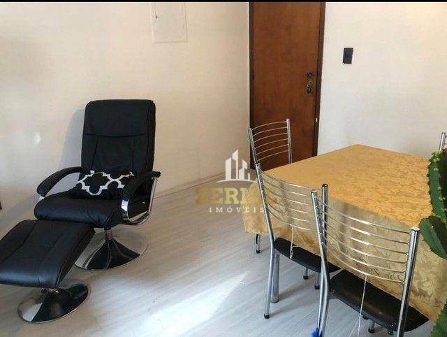 Apartamento à venda com 2 quartos, 61m² - Foto 4