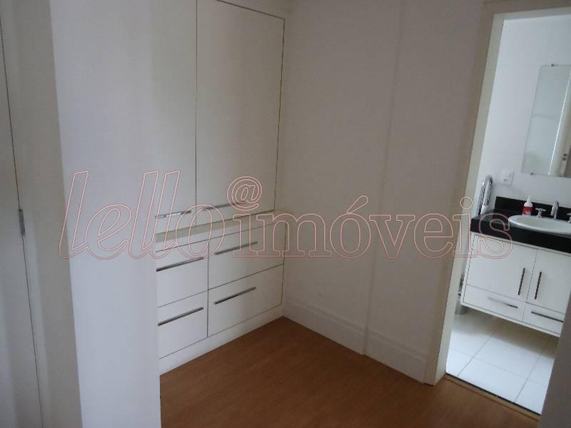 Apartamento para alugar com 3 quartos, 102m² - Foto 9