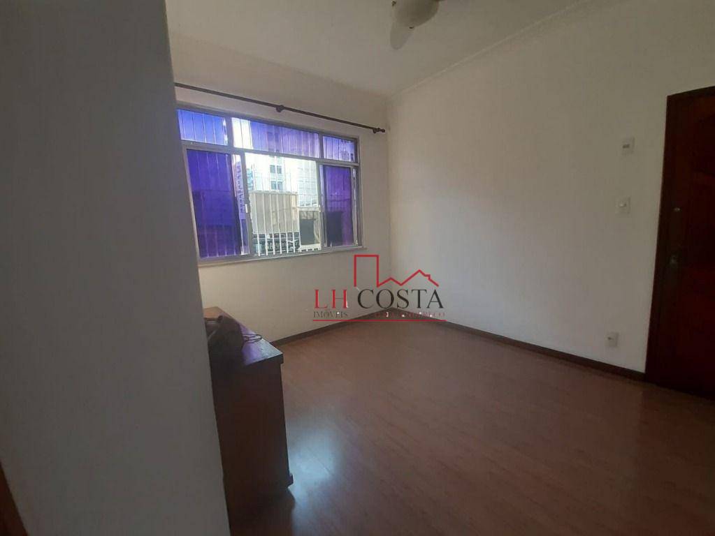 Apartamento à venda com 2 quartos, 65m² - Foto 3