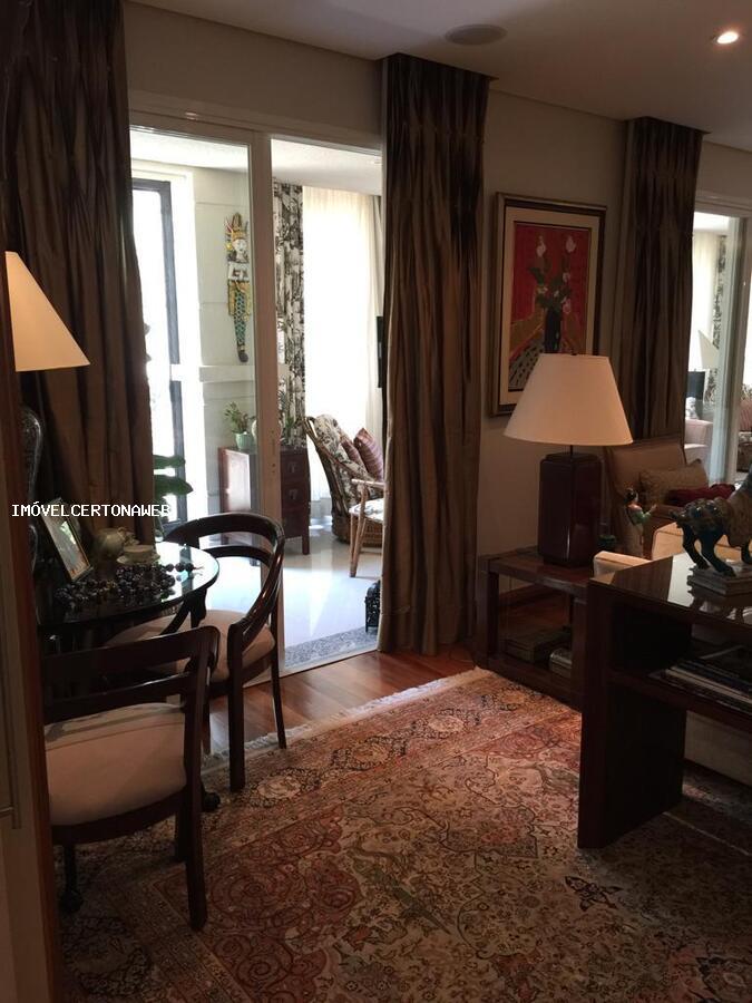 Apartamento à venda com 4 quartos, 311m² - Foto 4