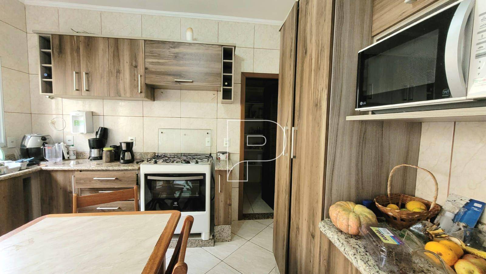 Casa de Condomínio à venda com 3 quartos, 211m² - Foto 20