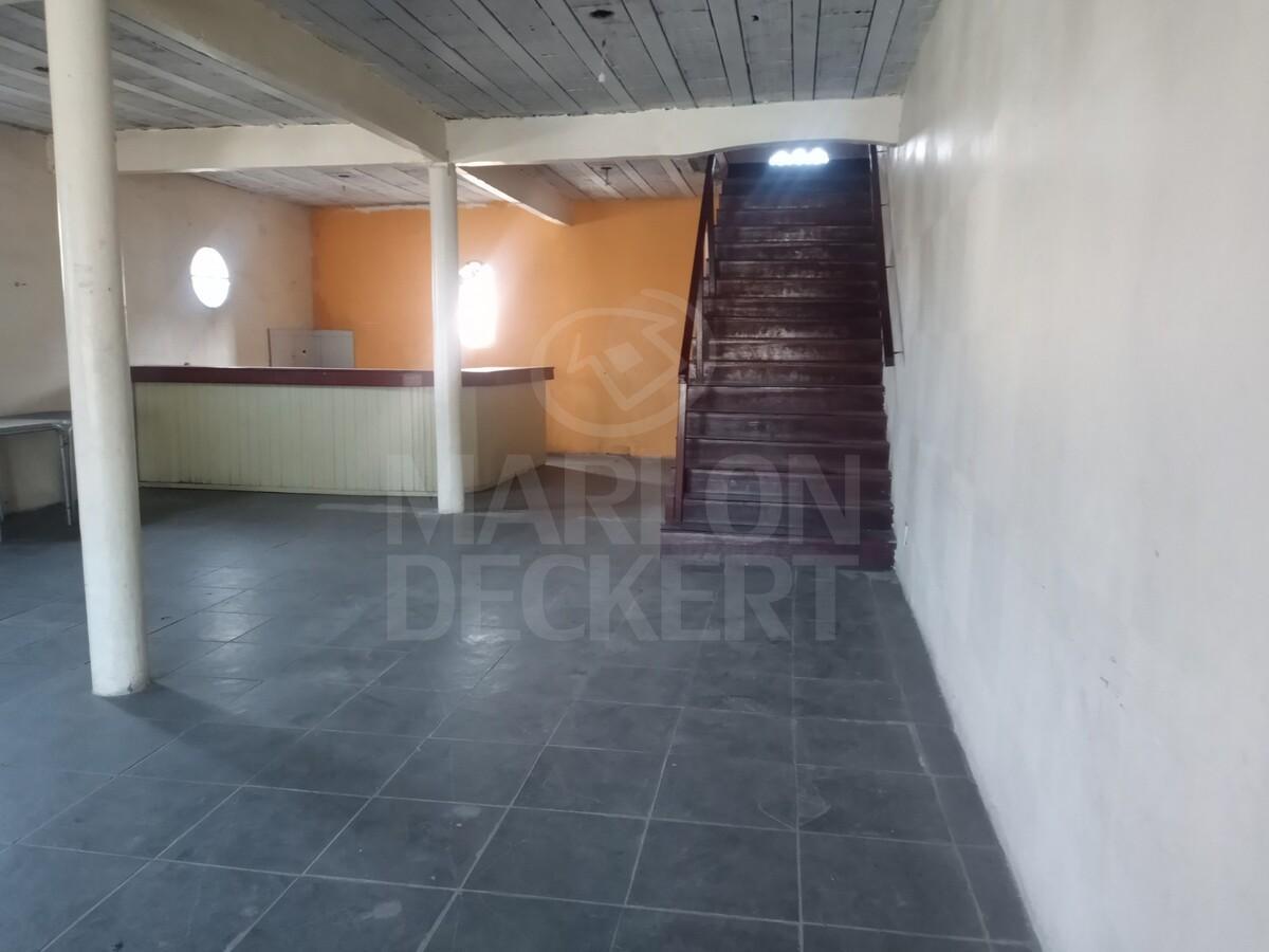 Prédio Inteiro à venda com 6 quartos, 300m² - Foto 11