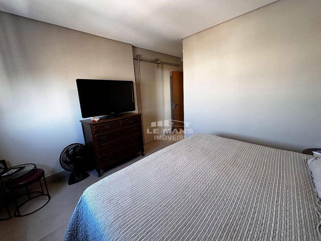 Apartamento à venda com 2 quartos, 109m² - Foto 17