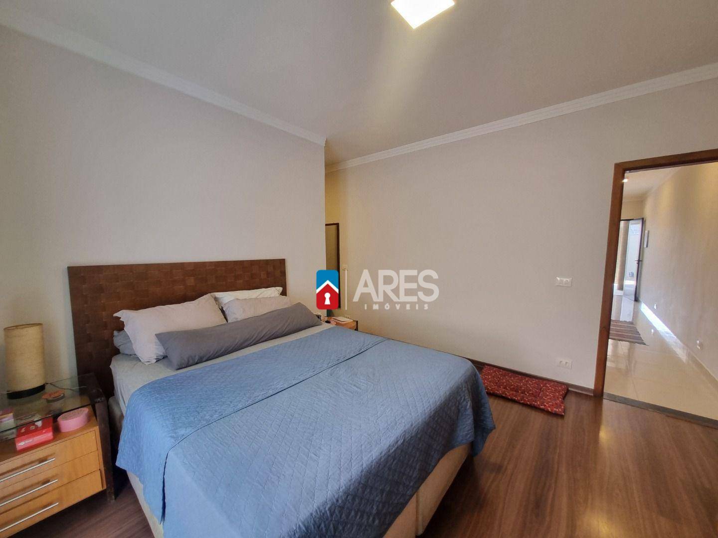 Casa à venda com 3 quartos, 207m² - Foto 13