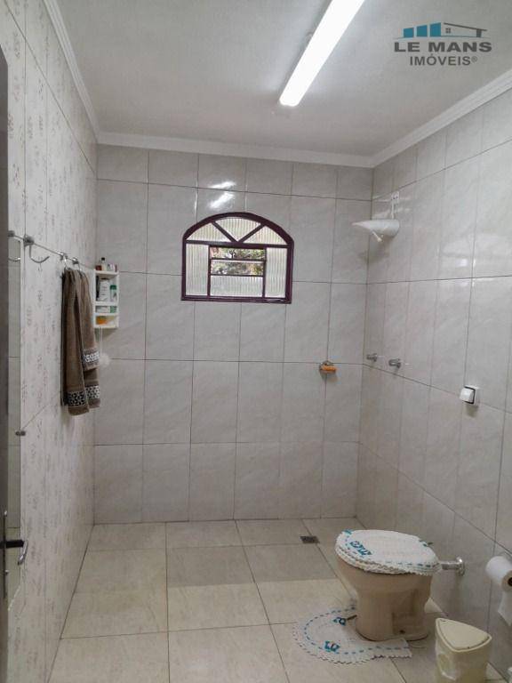 Chácara à venda com 3 quartos, 150m² - Foto 18