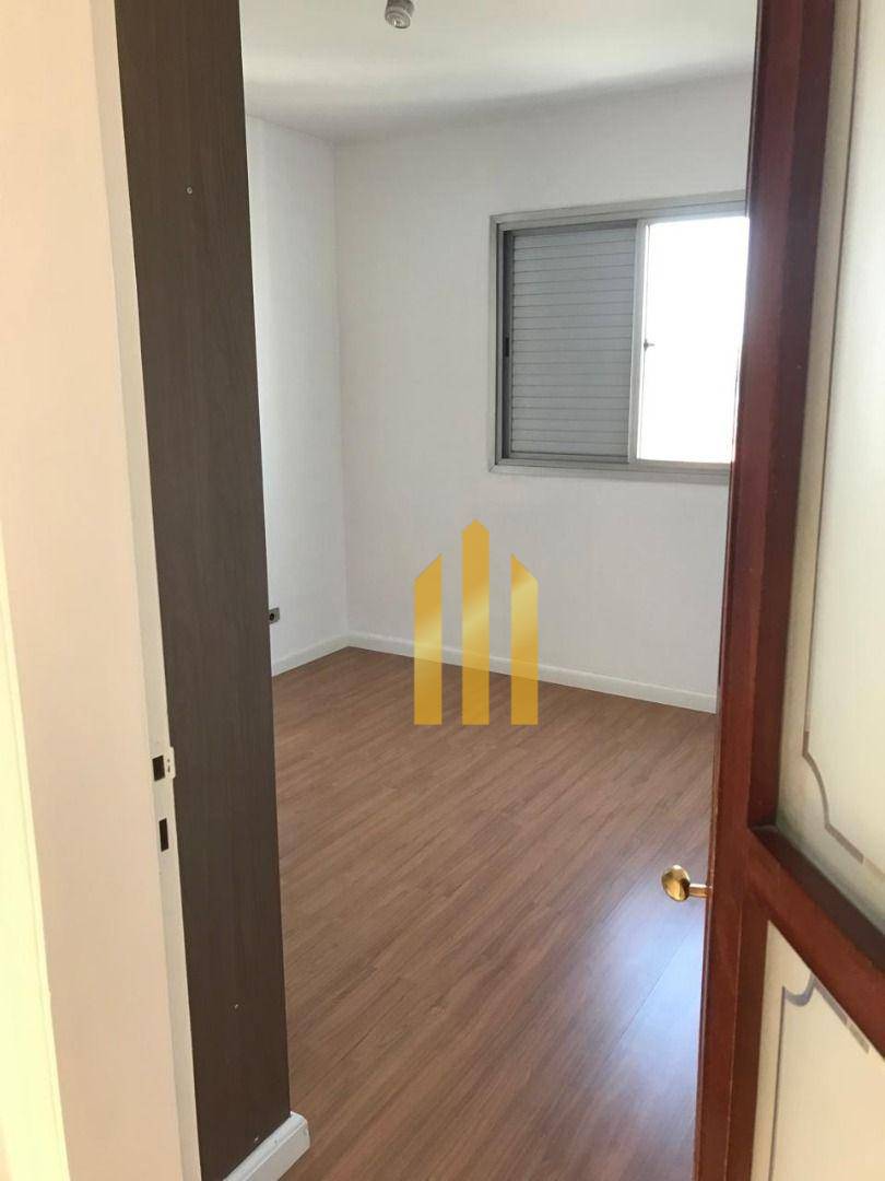 Apartamento à venda e aluguel com 2 quartos, 70m² - Foto 4