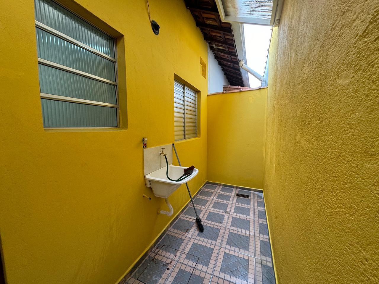 Casa de Condomínio à venda com 1 quarto, 39m² - Foto 4