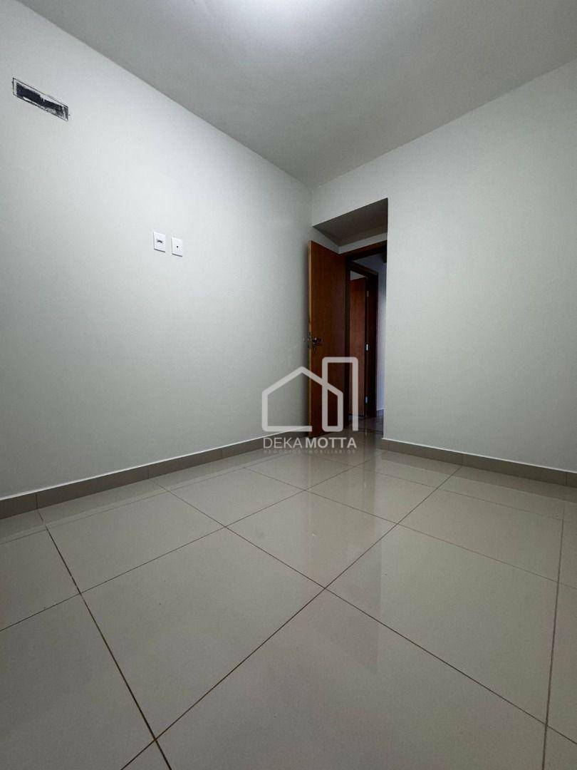 Apartamento à venda com 2 quartos, 60m² - Foto 4