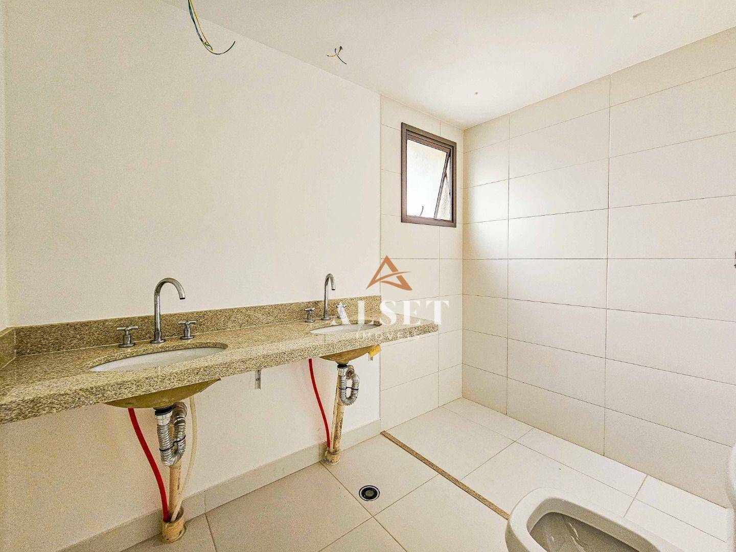 Apartamento à venda com 3 quartos, 159m² - Foto 15