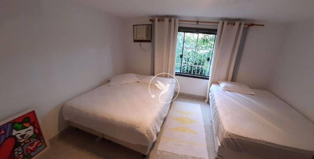 Casa de Condomínio à venda com 5 quartos, 160m² - Foto 24