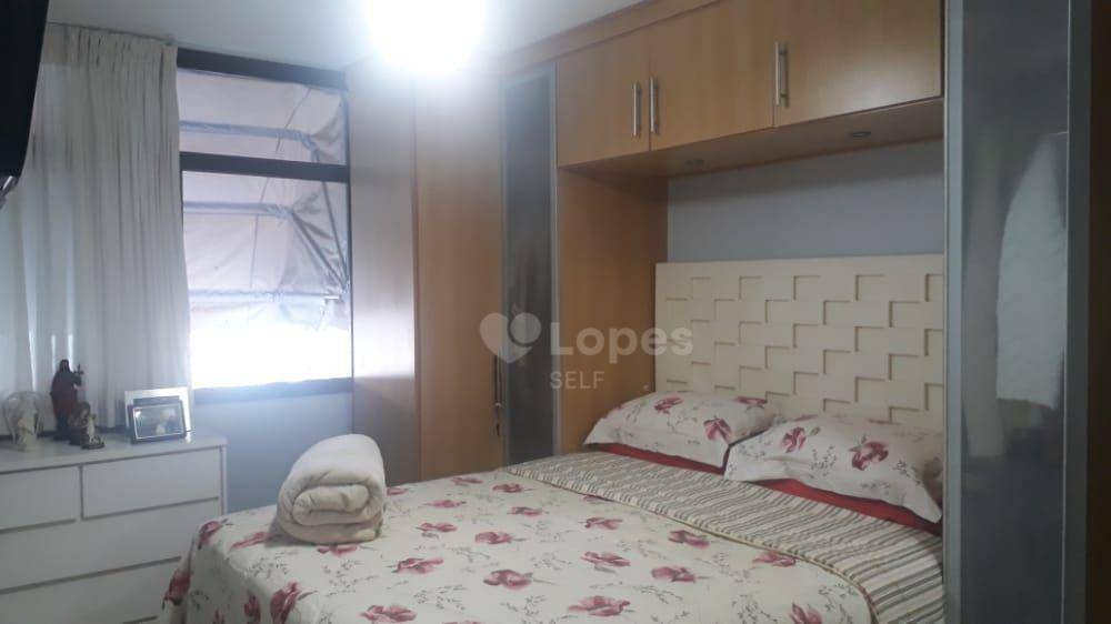 Apartamento à venda com 2 quartos, 74m² - Foto 2