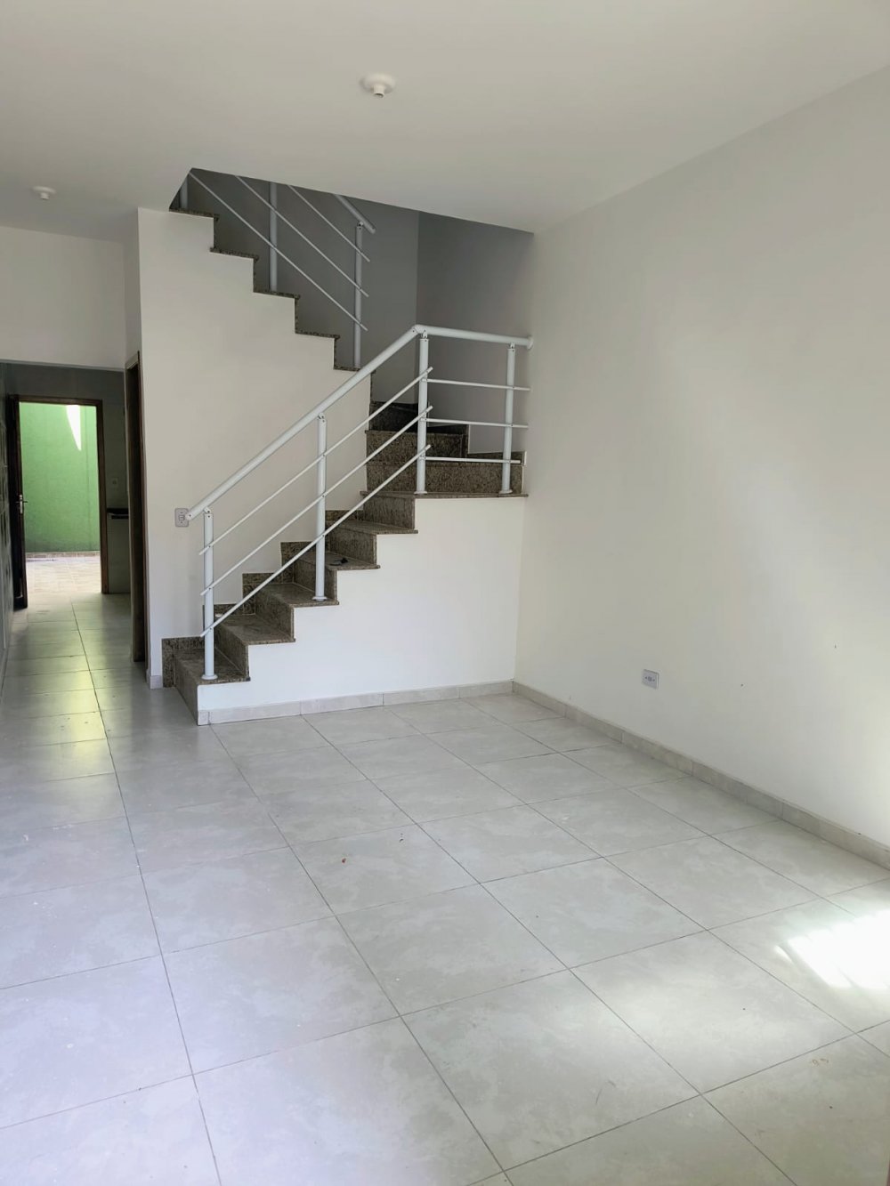 Sobrado à venda com 2 quartos, 84m² - Foto 3