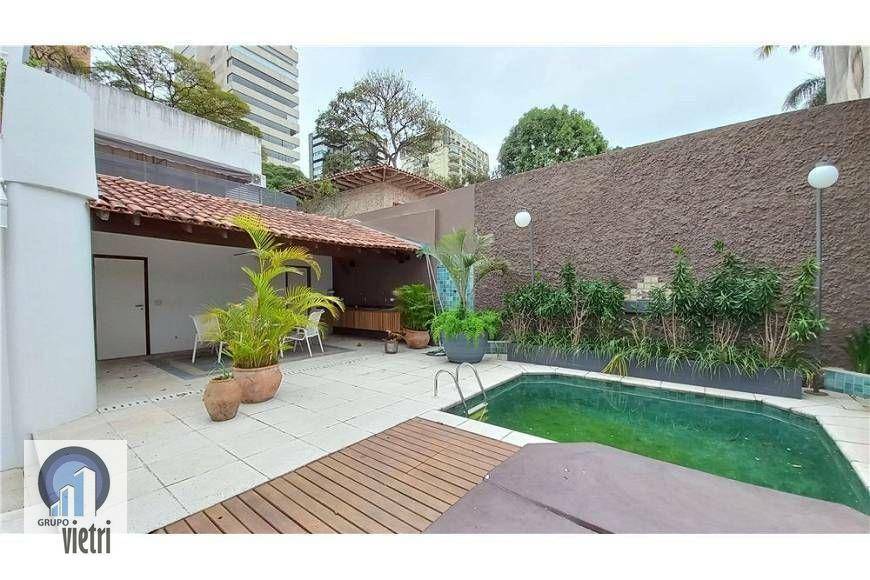 Casa para alugar com 3 quartos, 450m² - Foto 9