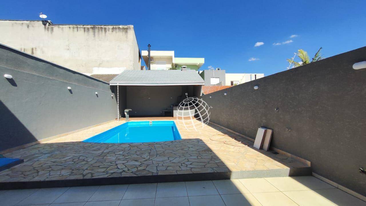 Casa à venda com 3 quartos, 200m² - Foto 13