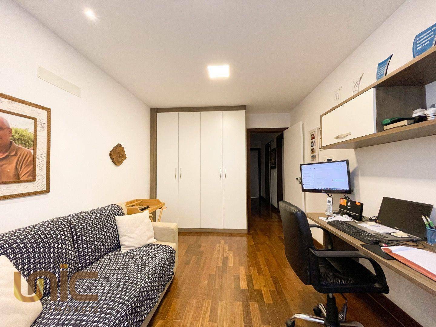 Apartamento à venda com 3 quartos, 125m² - Foto 12