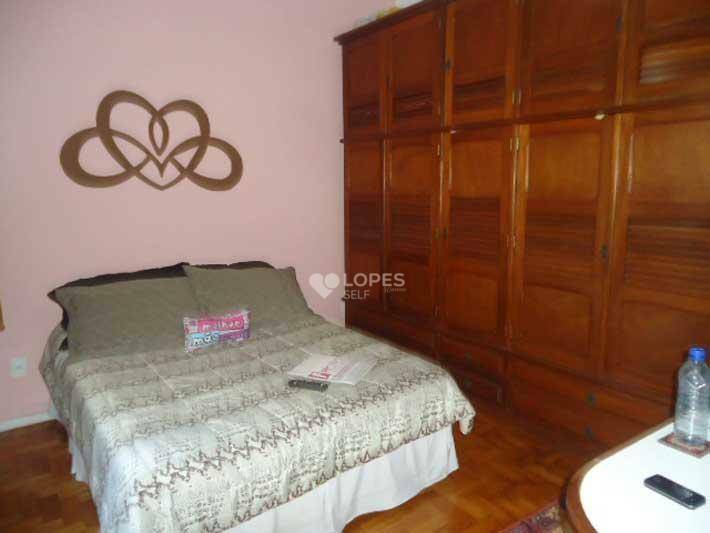 Apartamento à venda com 2 quartos, 74m² - Foto 3