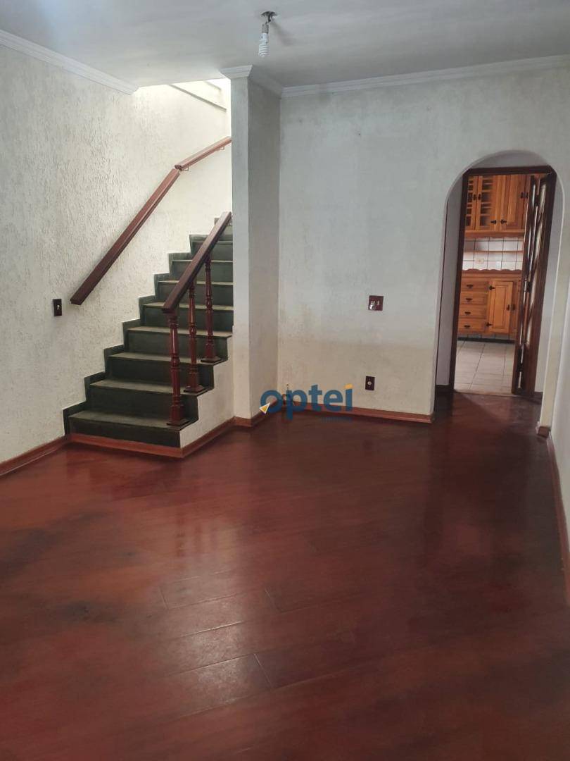 Sobrado à venda com 4 quartos, 98m² - Foto 2