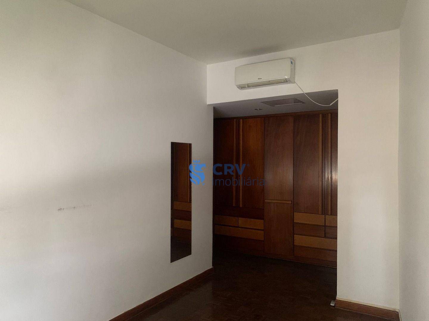 Apartamento para alugar com 3 quartos, 199m² - Foto 13