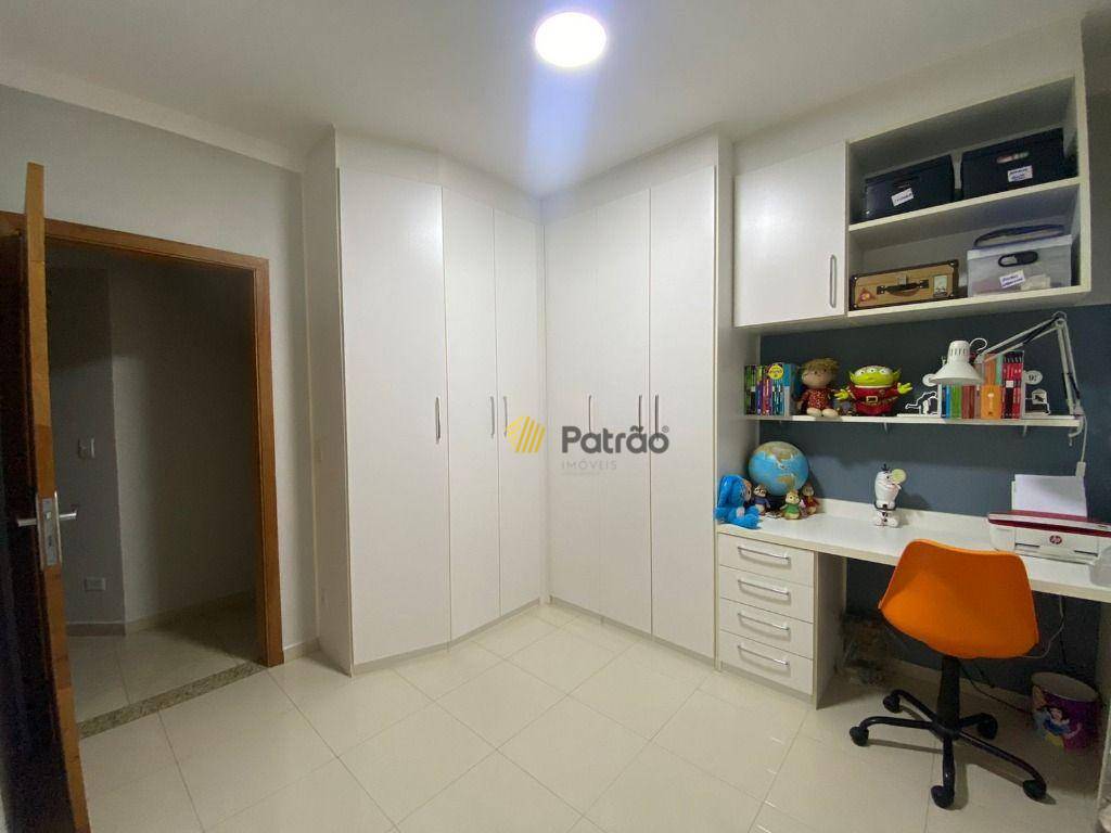 Apartamento à venda com 3 quartos, 153m² - Foto 31