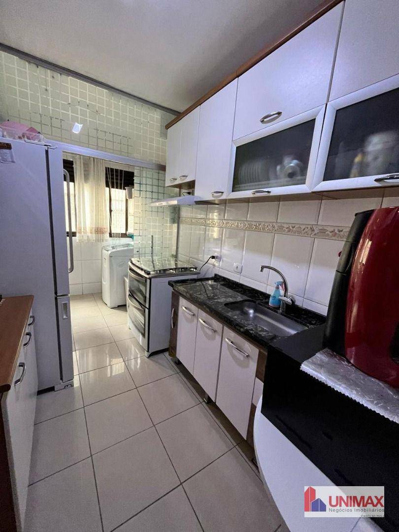 Apartamento à venda com 3 quartos, 78m² - Foto 6