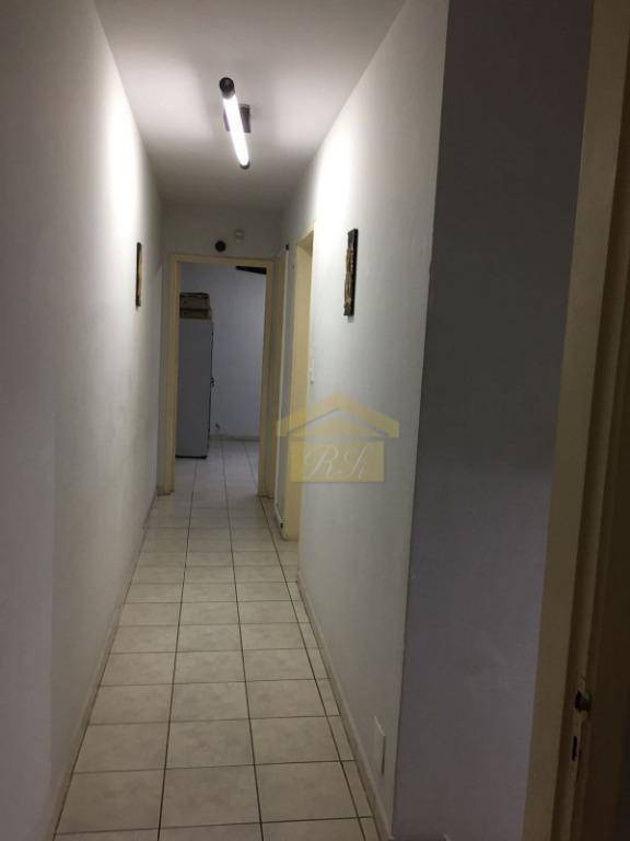 Sobrado à venda com 3 quartos, 150m² - Foto 2