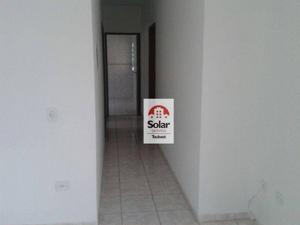 Casa à venda com 2 quartos, 65m² - Foto 3