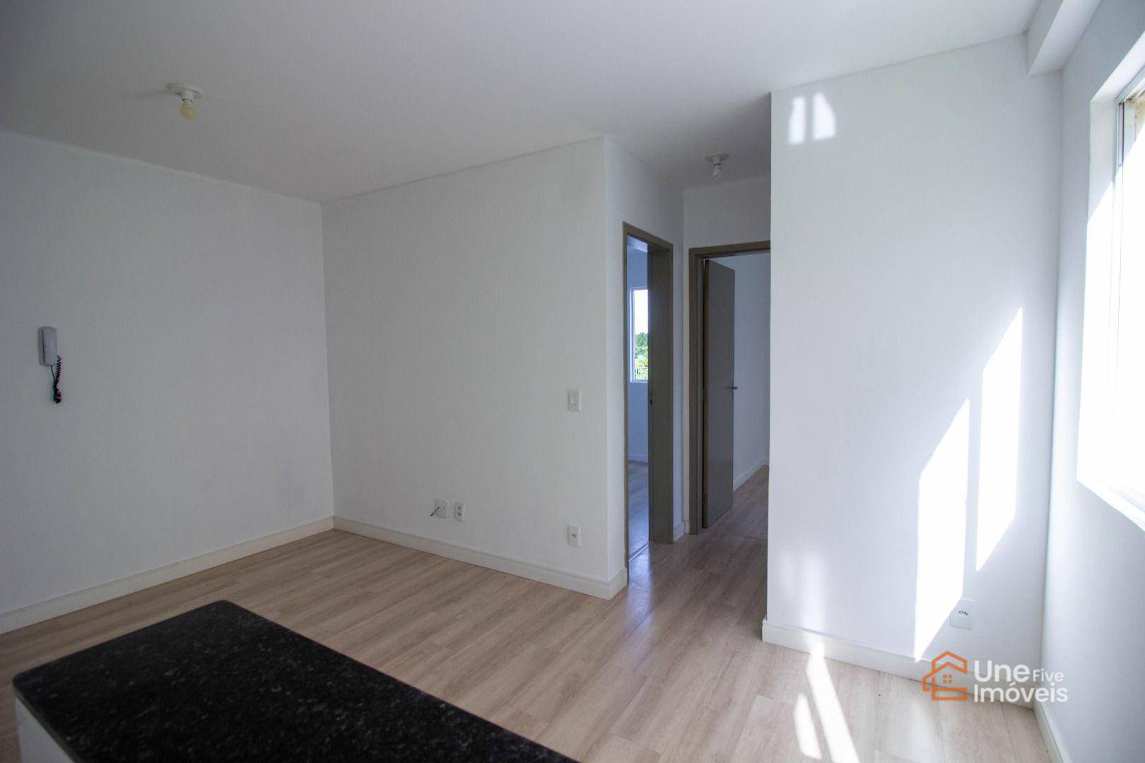 Apartamento à venda com 2 quartos, 44m² - Foto 5