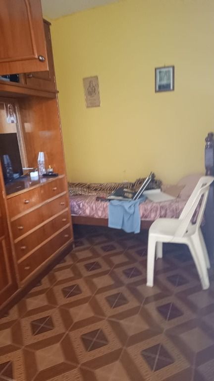 Sobrado à venda com 2 quartos, 180m² - Foto 2