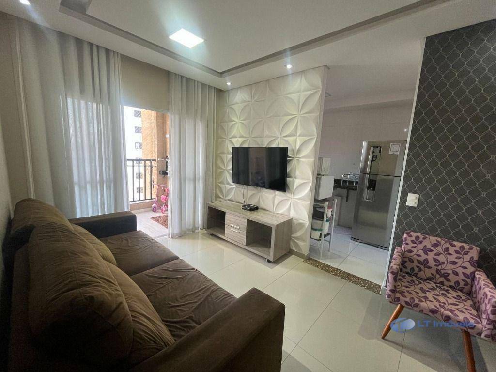 Apartamento à venda com 2 quartos, 61m² - Foto 2