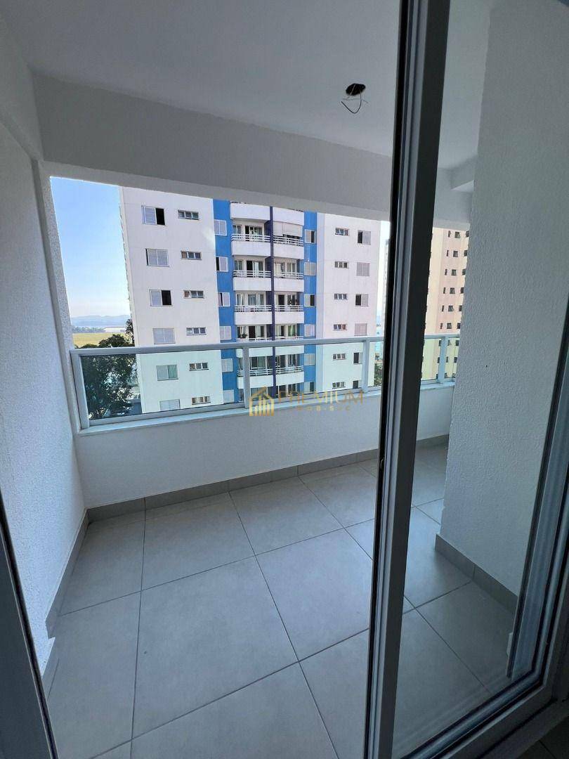 Apartamento à venda com 2 quartos, 76m² - Foto 8