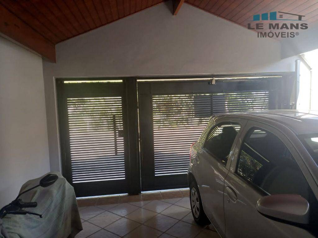 Casa à venda com 3 quartos, 97m² - Foto 4