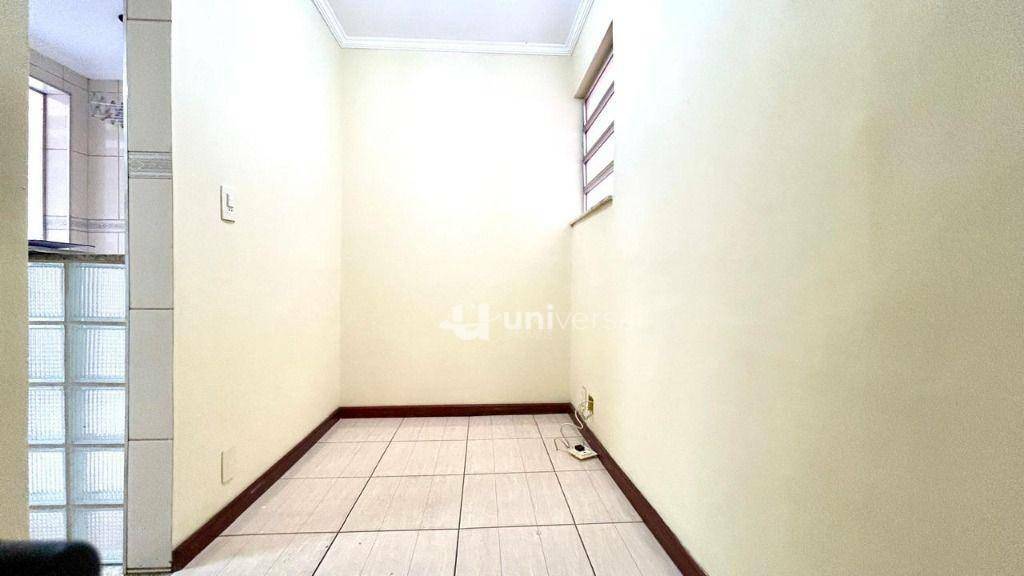 Apartamento para alugar com 3 quartos, 106m² - Foto 9