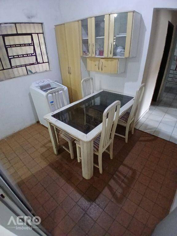 Casa, 3 quartos, 71 m² - Foto 4