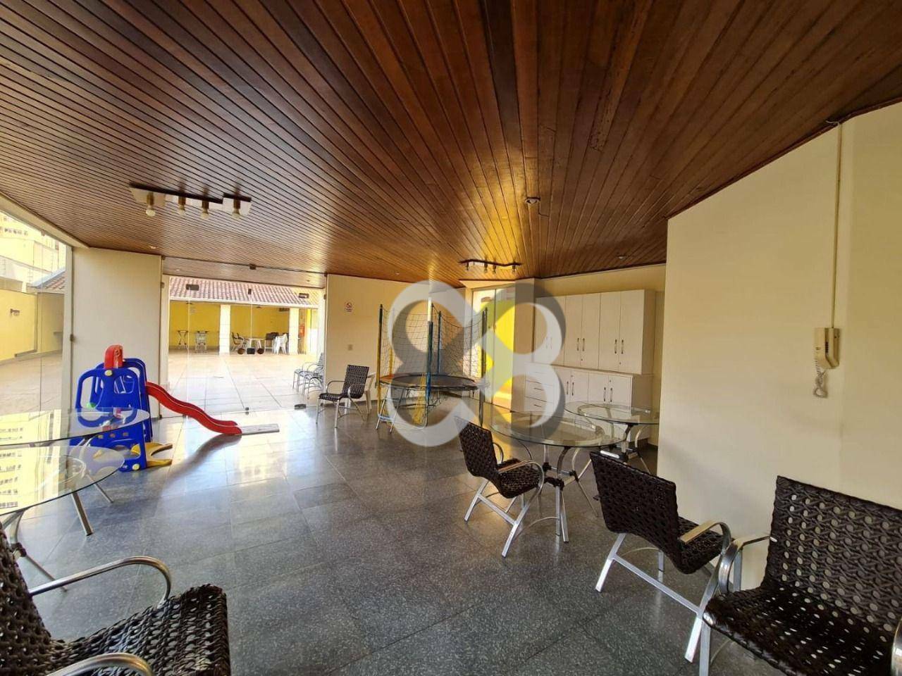 Apartamento para alugar com 4 quartos, 300m² - Foto 20