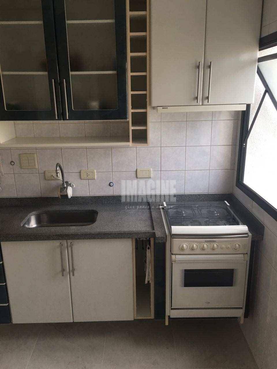 Apartamento à venda com 1 quarto, 62m² - Foto 13