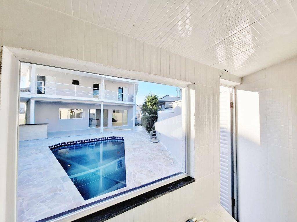 Casa de Condomínio à venda com 4 quartos, 379m² - Foto 18