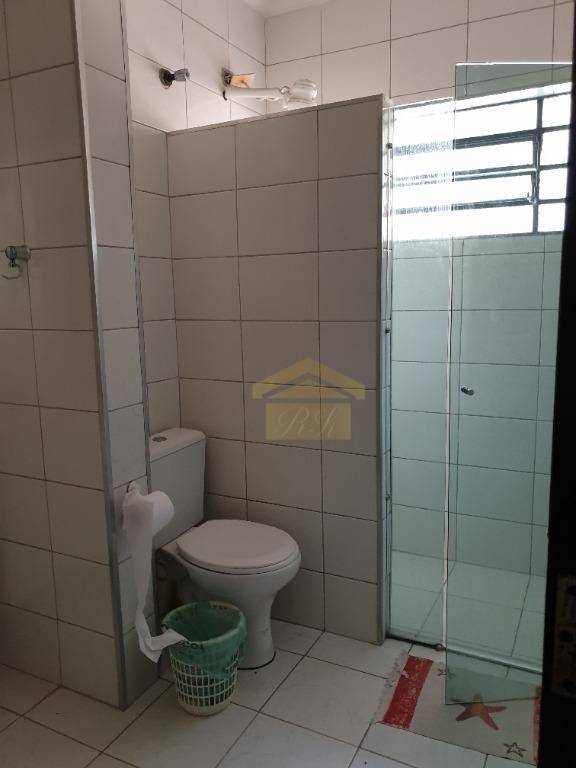 Sobrado à venda com 5 quartos, 250m² - Foto 14