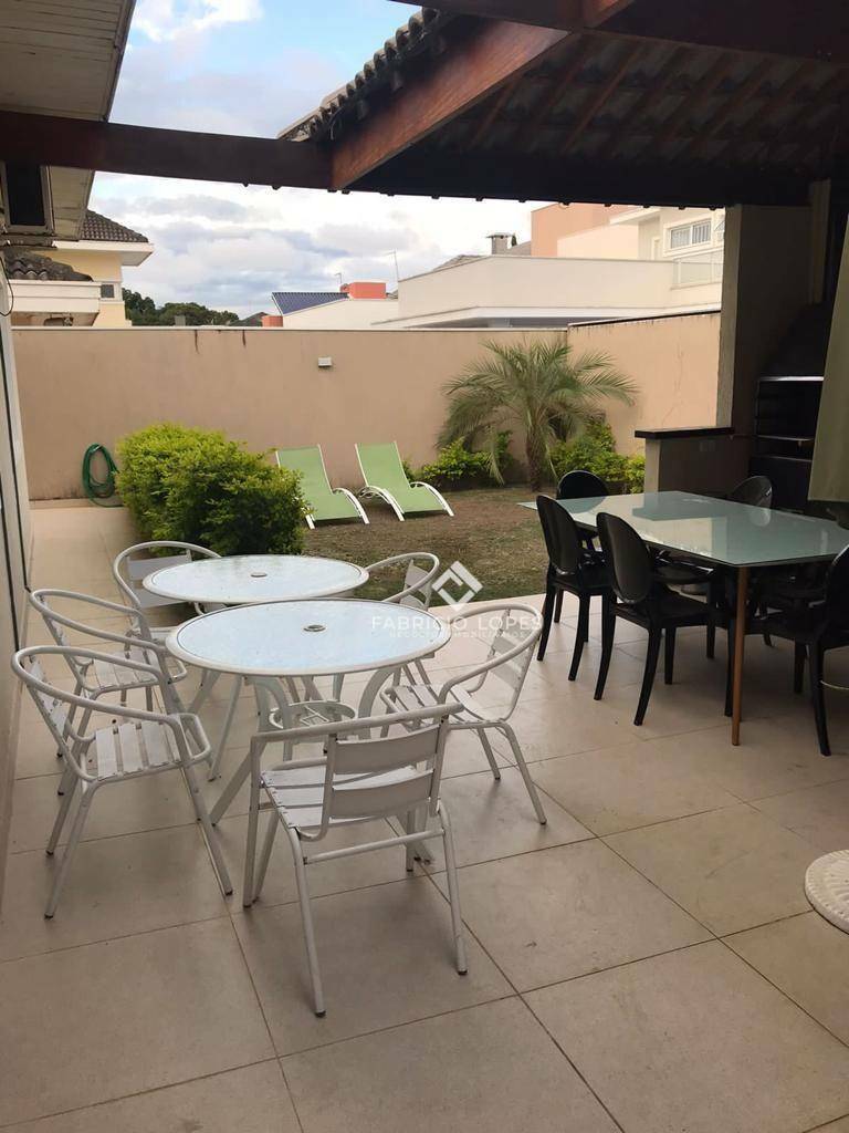 Casa para alugar com 3 quartos, 230m² - Foto 11