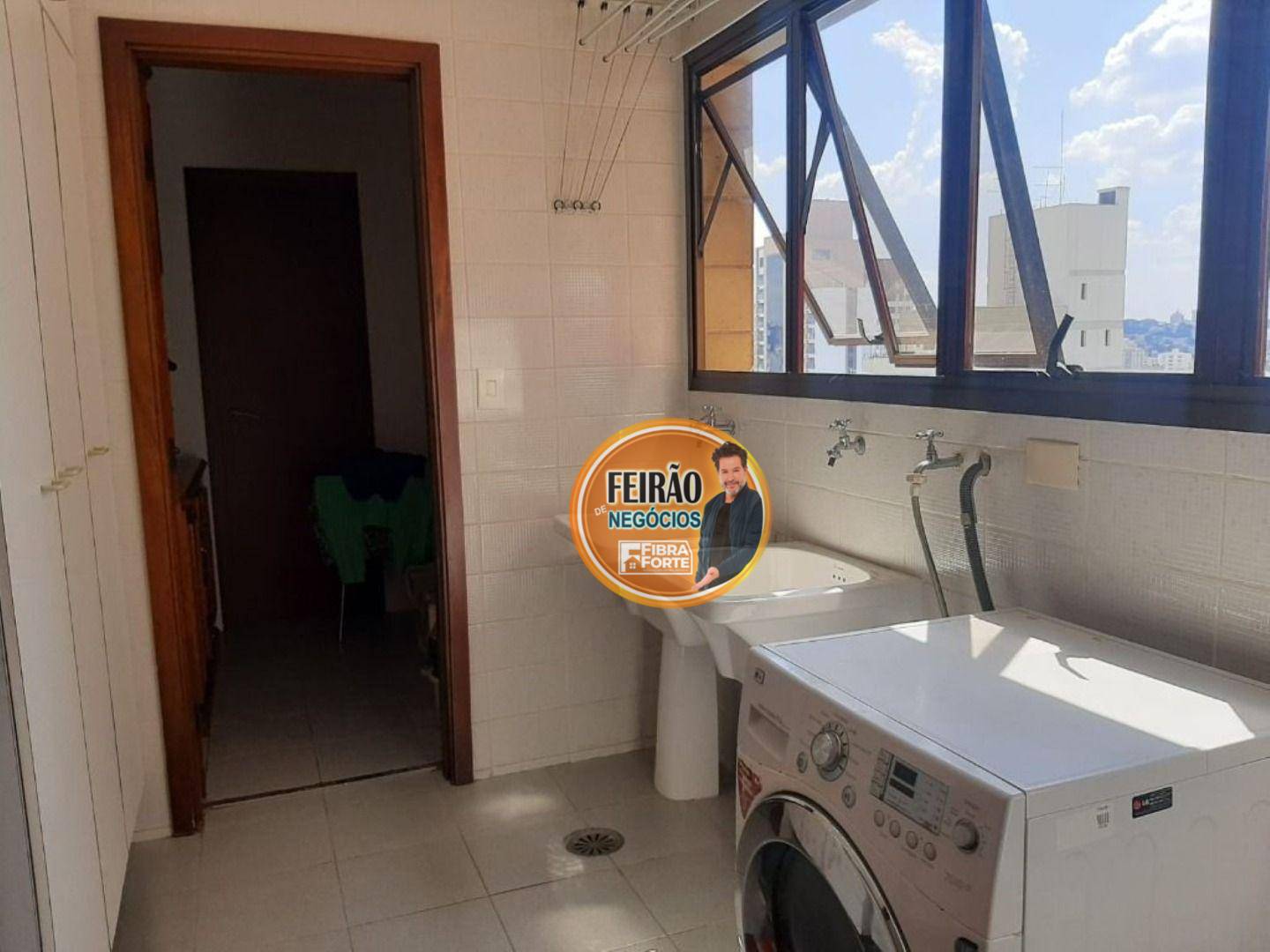 Apartamento à venda com 3 quartos, 145m² - Foto 22