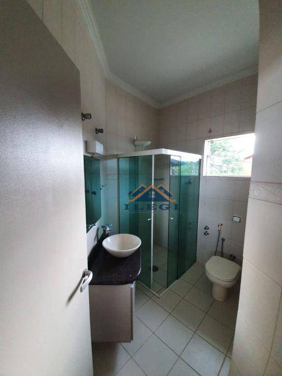 Casa de Condomínio à venda com 3 quartos, 220m² - Foto 46