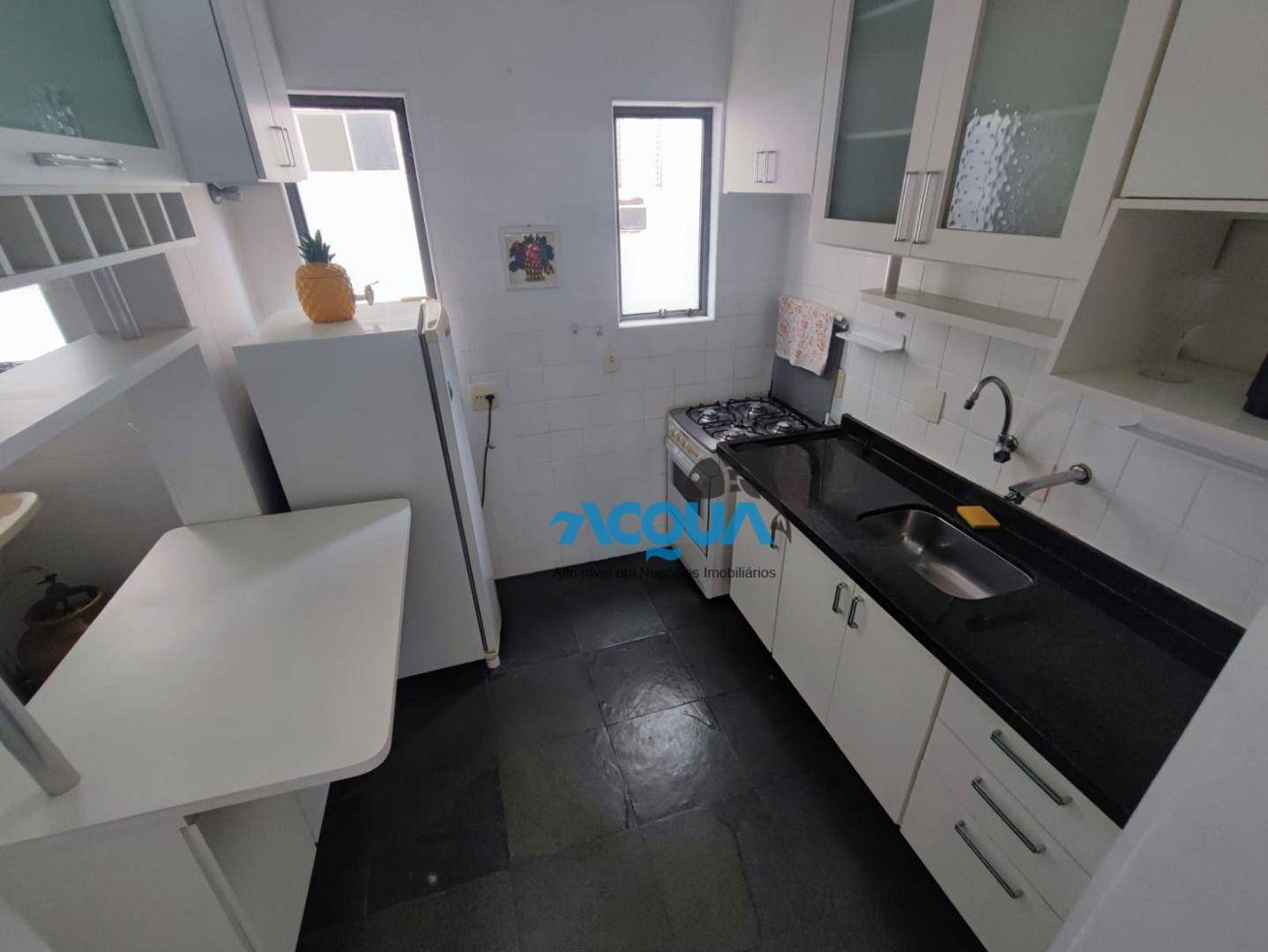 Apartamento à venda com 3 quartos, 80m² - Foto 3