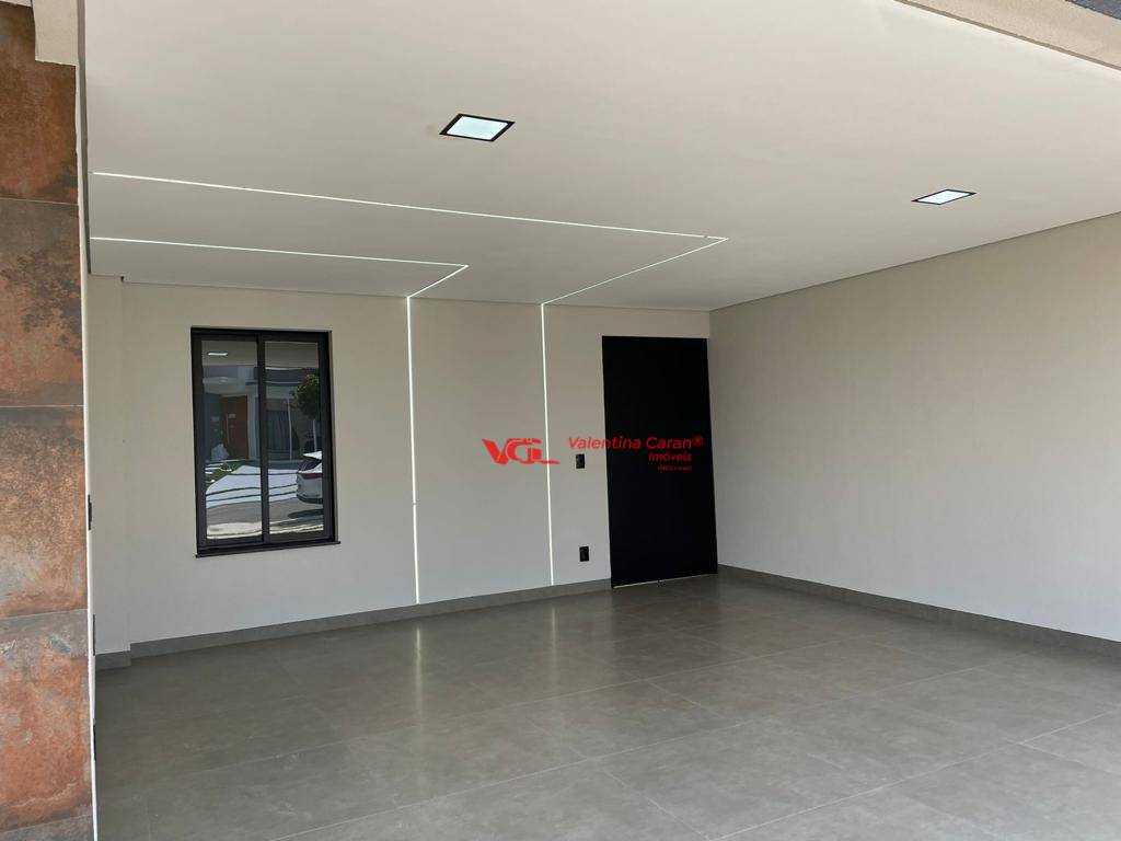 Sobrado à venda com 3 quartos, 248m² - Foto 2